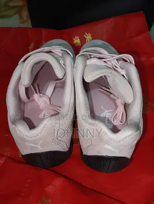 Puma Flat Shoes for Ladies