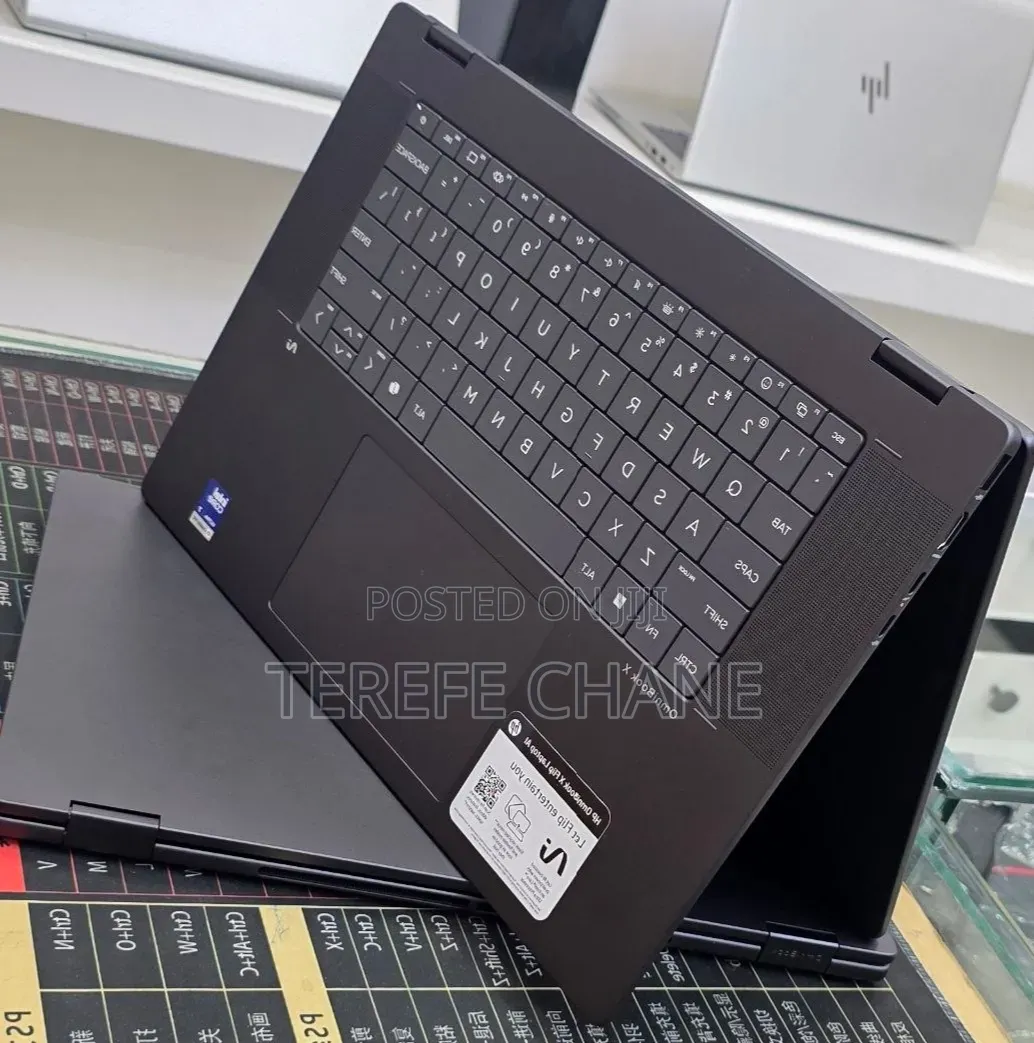 New Laptop HP OmniBook X Flip 16" 16GB Intel Core Ultra 7 SSD 1T