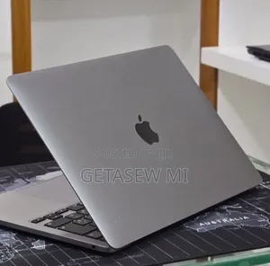 New Laptop Apple MacBook Pro 2020 M1 16GB Apple M1 Pro SSD 512GB