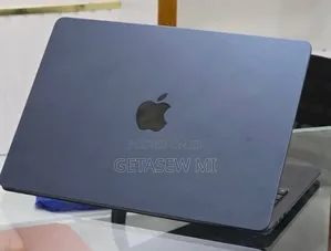 New Laptop Apple MacBook Pro 2020 M1 16GB Apple M1 Pro SSD 512GB