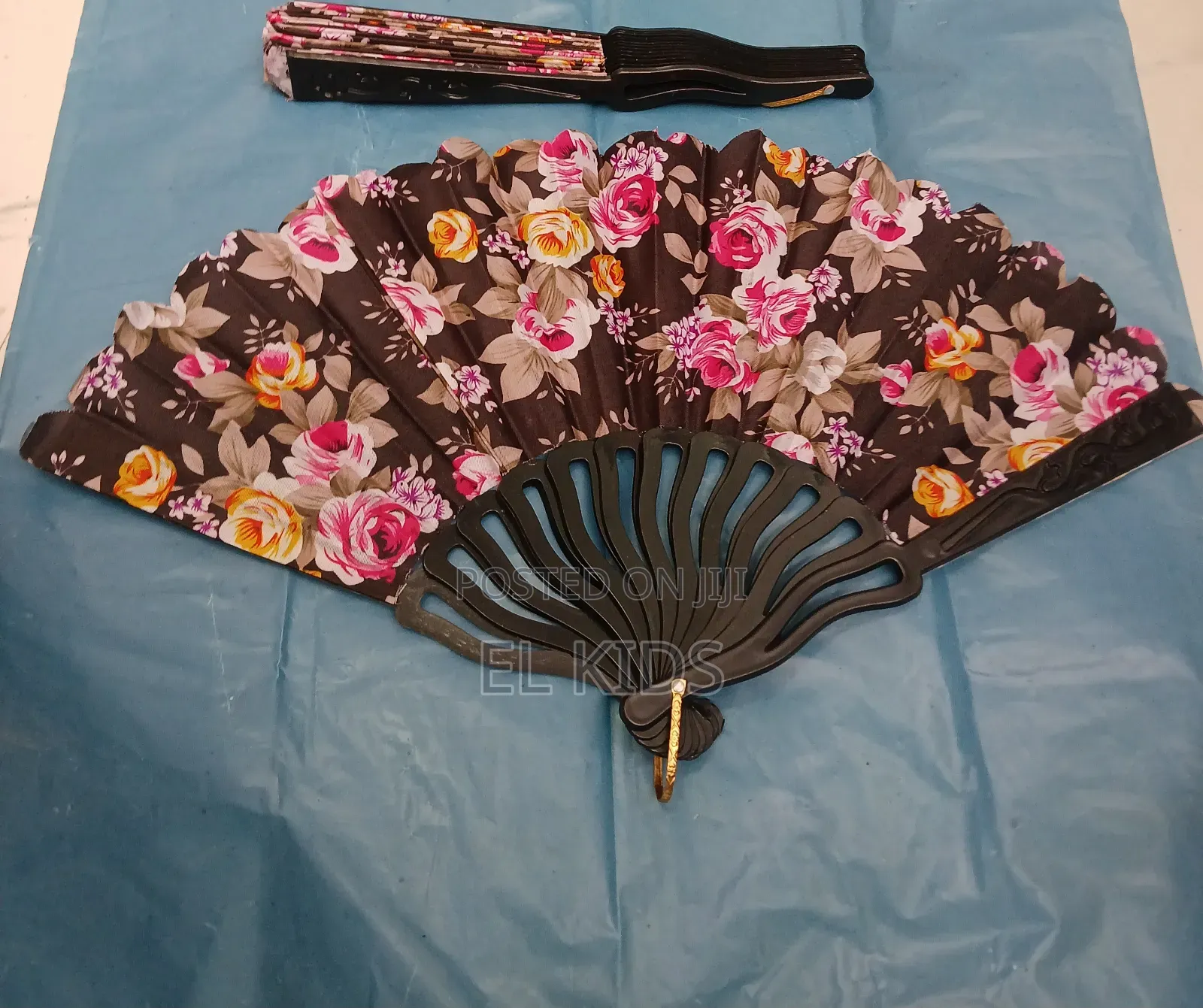 Foldable Hand Fans
