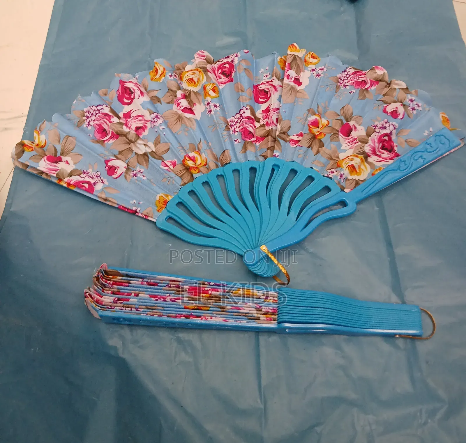 Foldable Hand Fans