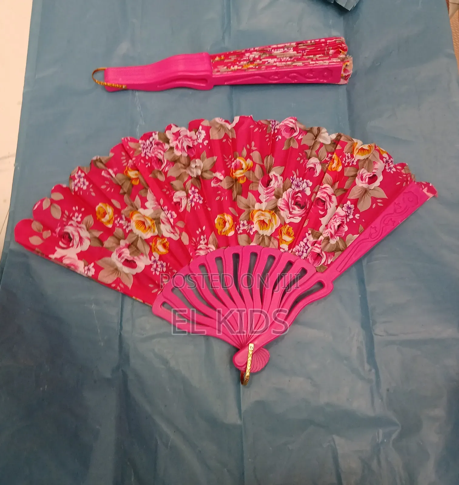 Foldable Hand Fans