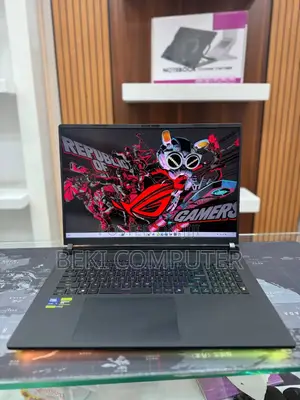 New Laptop Asus ROG Strix G18 32GB Intel Core Ultra 9 SSD 2T