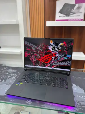 New Laptop Asus ROG Strix G18 32GB Intel Core Ultra 9 SSD 2T