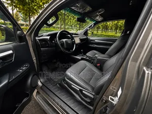 Toyota Hilux 2021