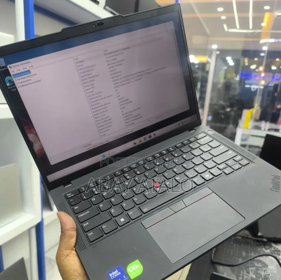 New Laptop Lenovo ThinkPad T14 G4 16GB Intel Core Ultra 5 SSD 512GB