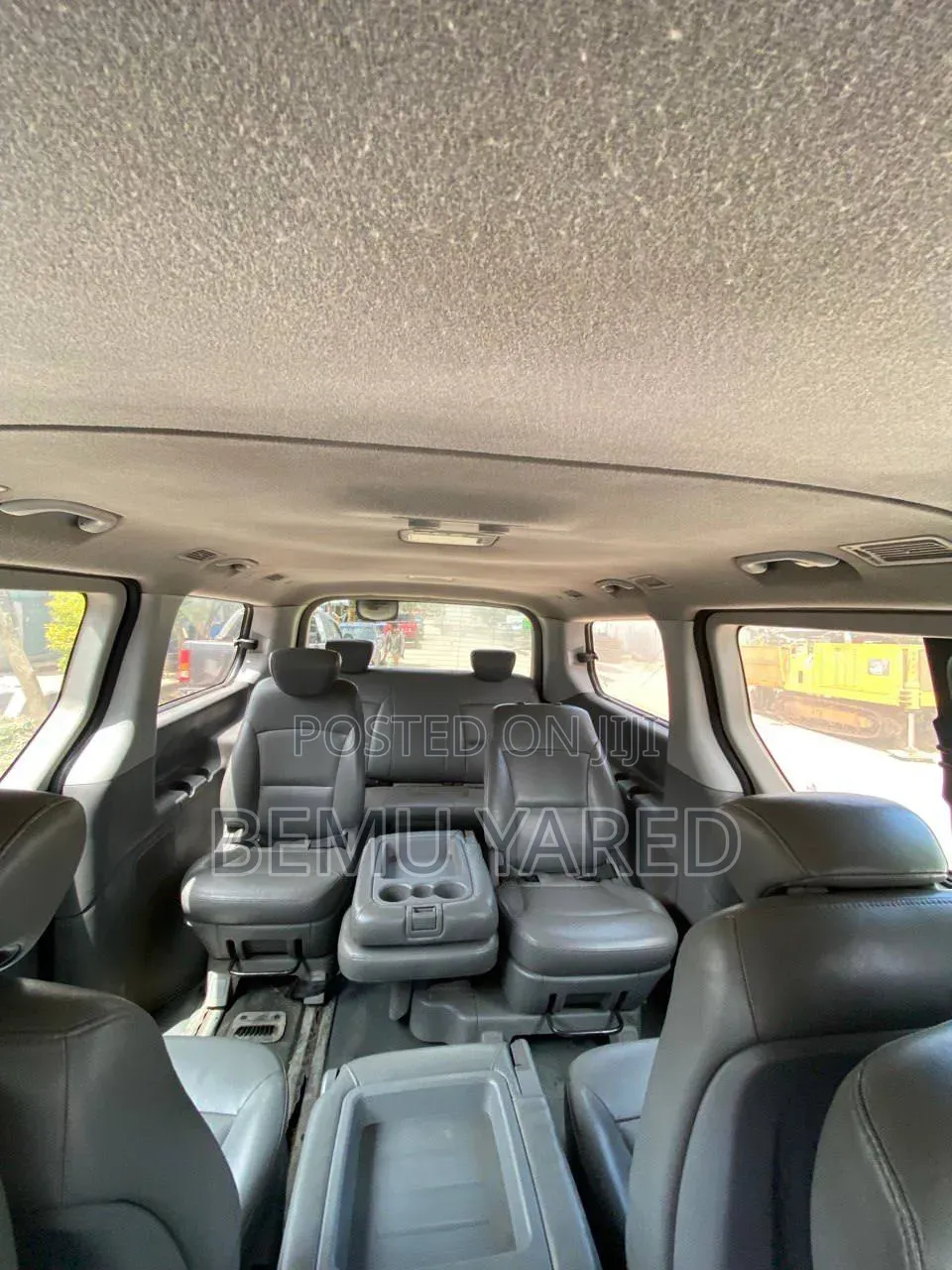 Hyundai Staria 2022 Gray