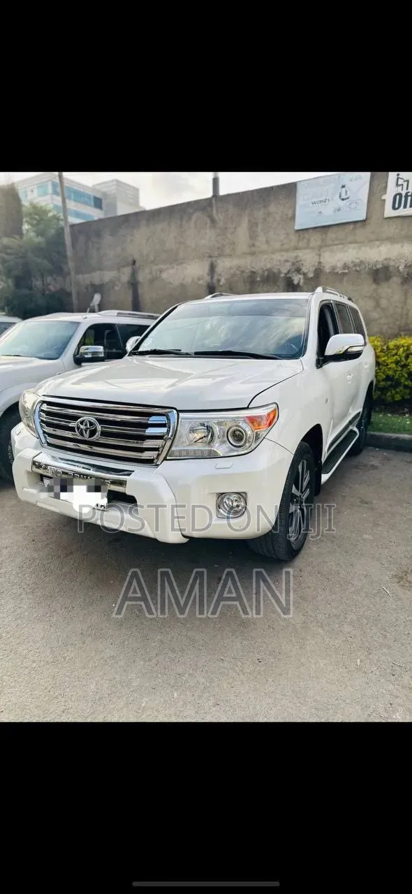 Toyota Land Cruiser 2020 White