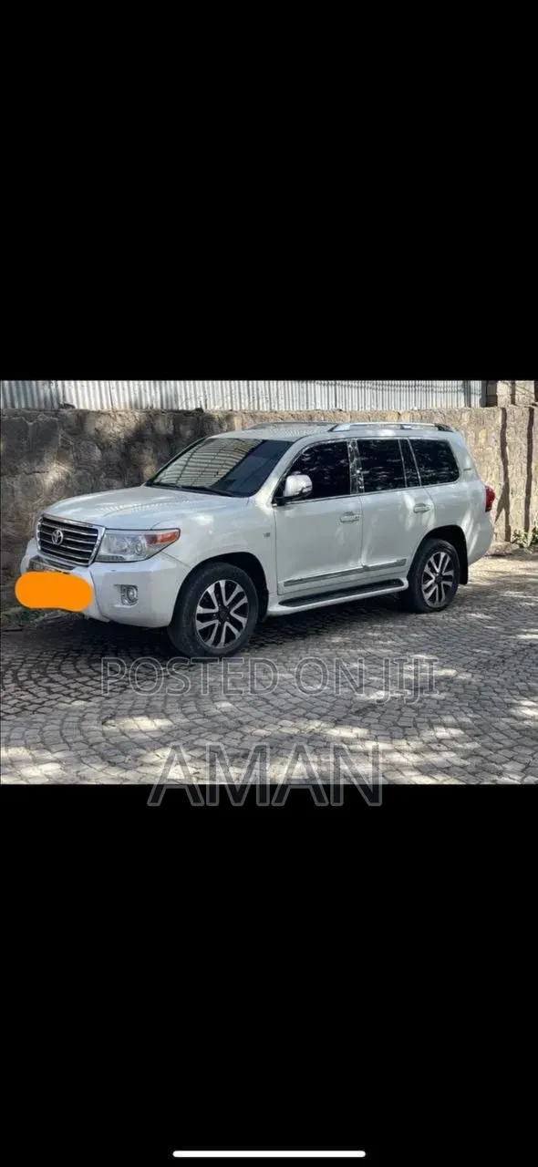 Toyota Land Cruiser 2020 White
