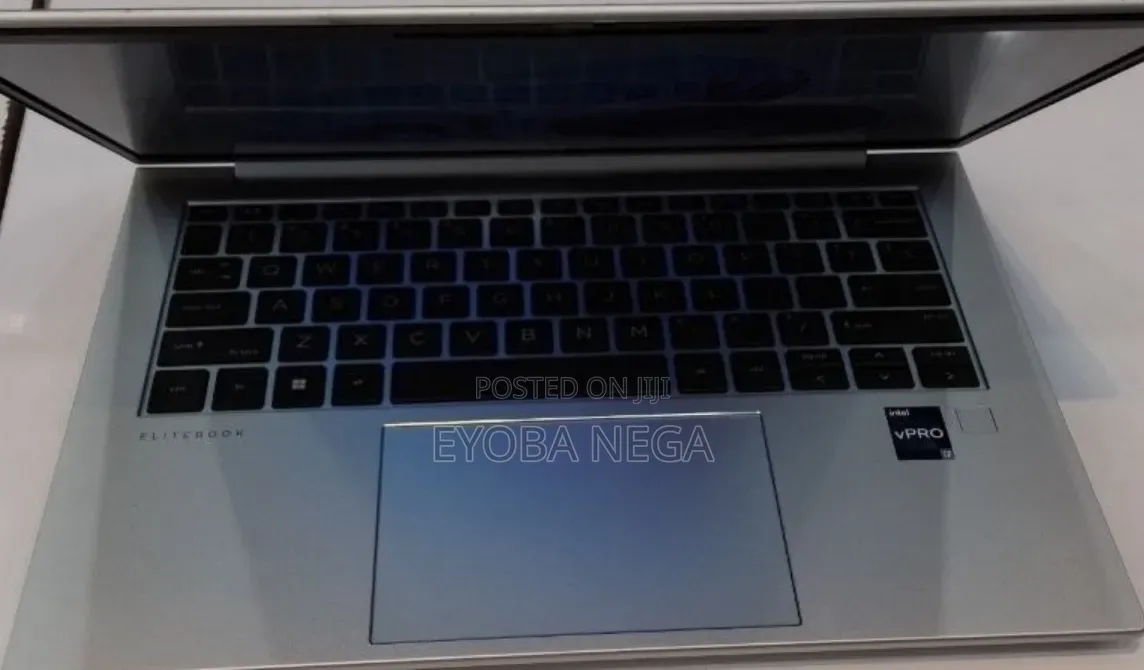 New Laptop HP EliteBook 840 G10 16GB Intel Core i7 SSD 512GB