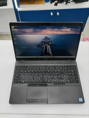 New Laptop Dell Precision 3541 16GB Intel Core i7 SSD 512GB
