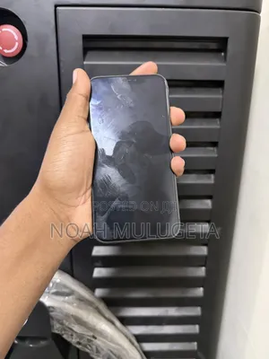 Apple iPhone 11 64 GB Black