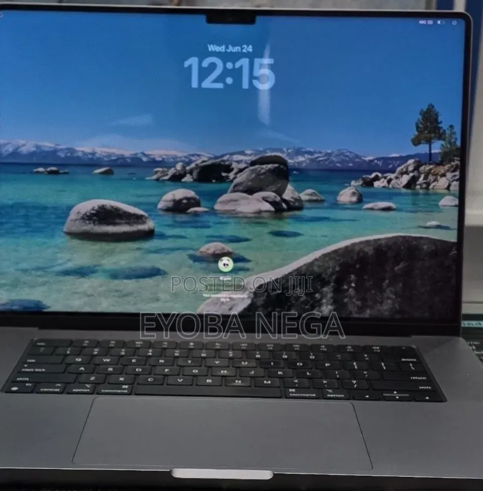 New Laptop Apple MacBook Pro 2020 M1 32GB Apple M1 Pro SSD 512GB