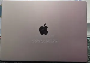 New Laptop Apple MacBook Pro 2020 M1 32GB Apple M1 Pro SSD 512GB