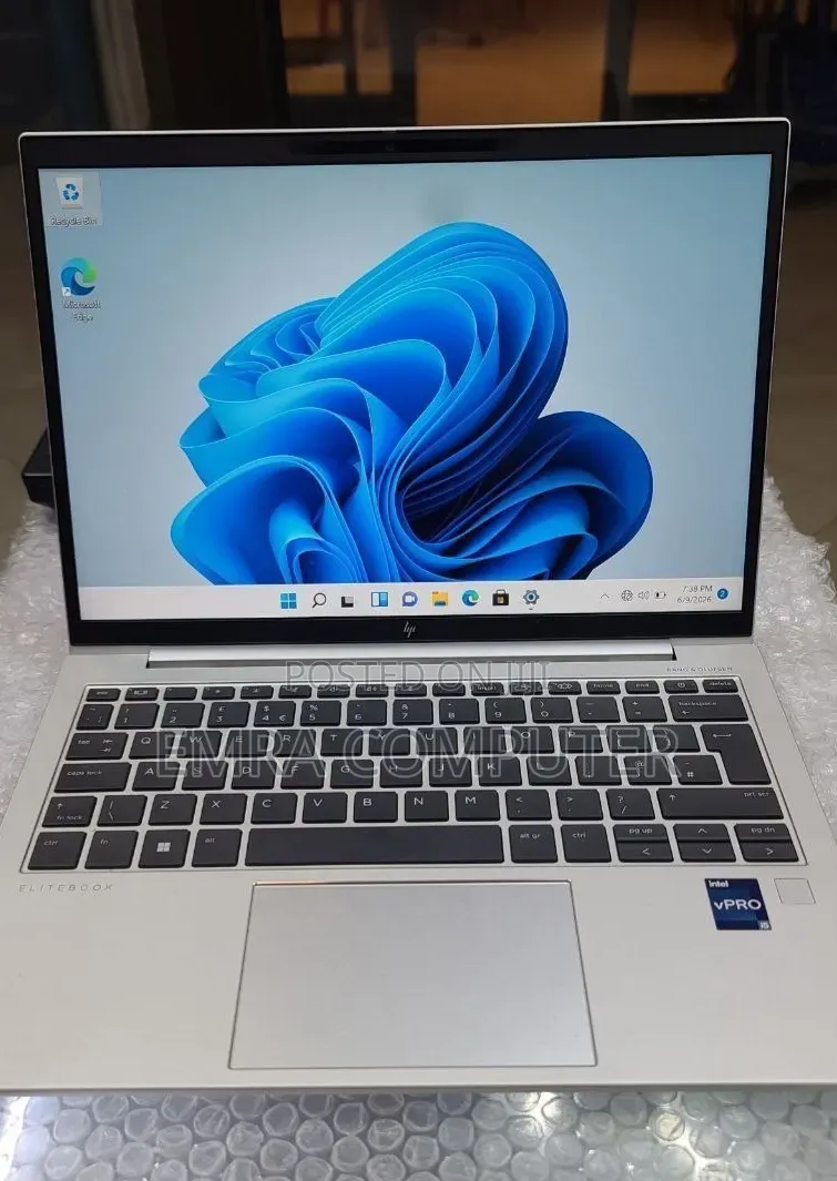 New Laptop HP EliteBook 830 G9 16GB Intel Core i5 SSD 512GB