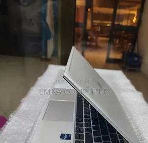 New Laptop HP EliteBook 830 G9 16GB Intel Core i5 SSD 512GB