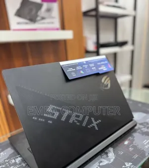 New Laptop Asus ROG Strix G18 32GB Intel Core Ultra 9 SSD 2T