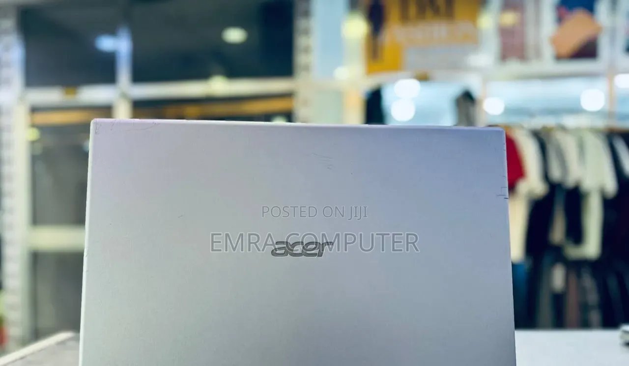New Laptop Acer 4GB Intel Core i5 SSD 256GB