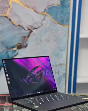 New Laptop Asus ROG Zephyrus G16 16GB AMD Ryzen 9 SSD 1T