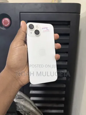 Apple iPhone 13 128 GB White
