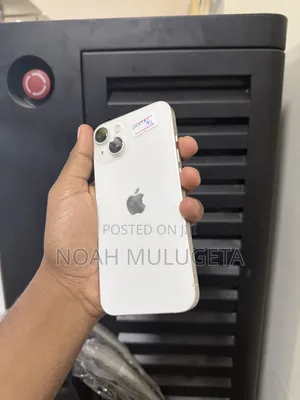 Apple iPhone 13 128 GB White
