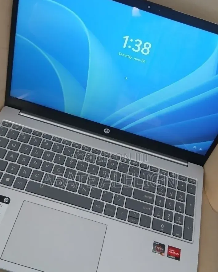 New Laptop HP Stream Notebook 8GB AMD Ryzen 5 SSD 512GB