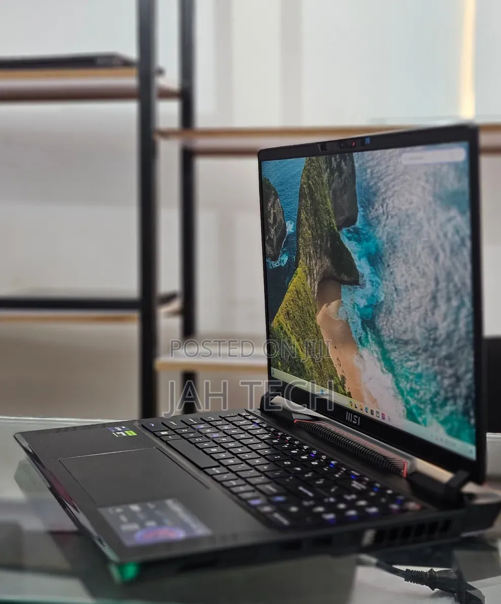 New Laptop MSI GP75 Leopard 16GB Intel Core i9 SSD 1T