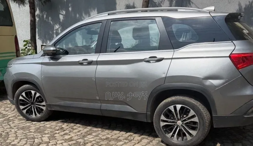 Chevrolet Captiva 2022 Gray