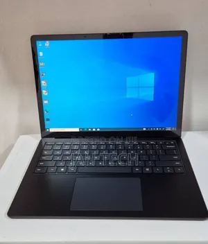 New Laptop Microsoft Surface 16GB Intel Core i7 SSD 512GB