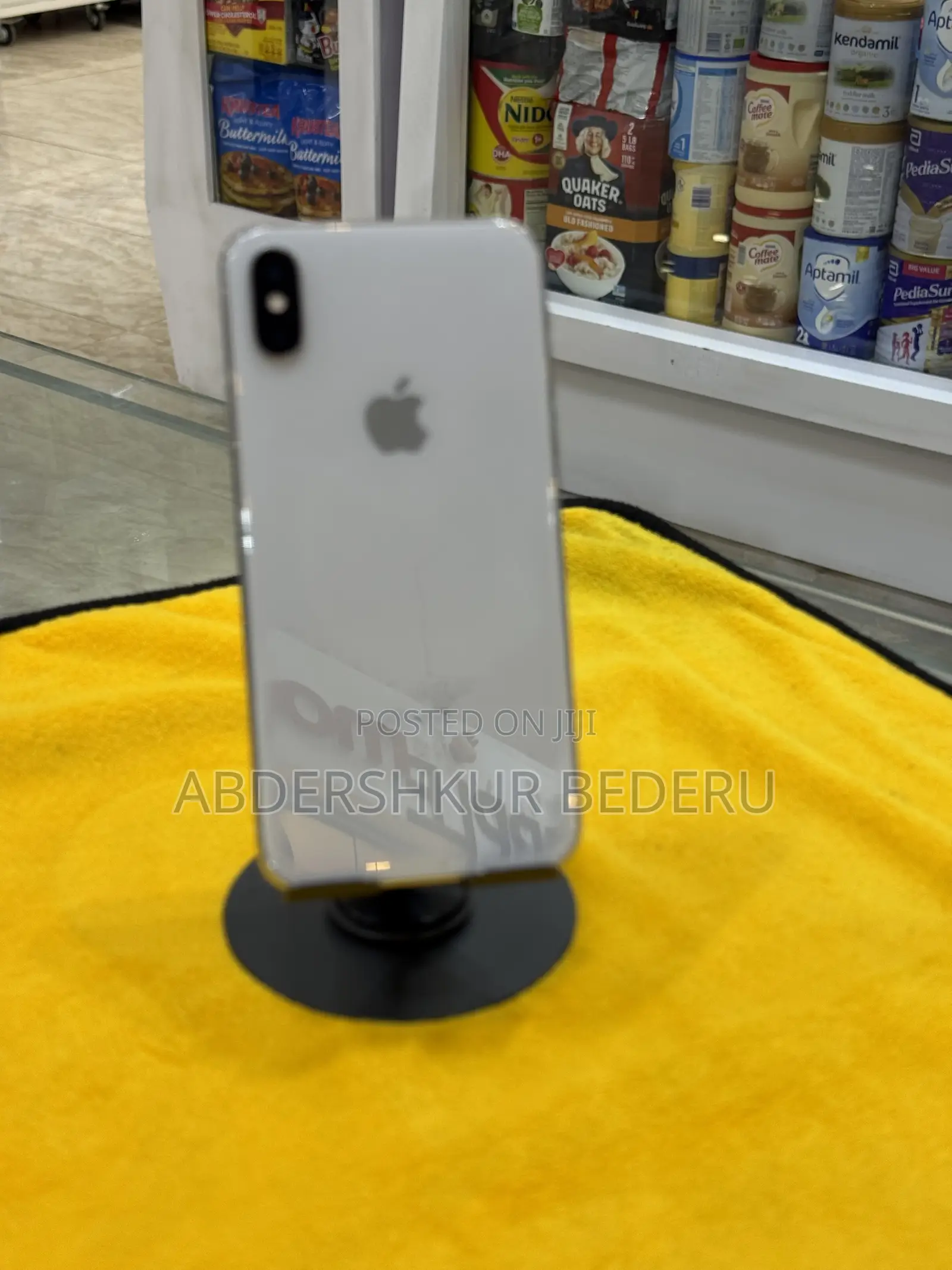 Apple iPhone X 64 GB White