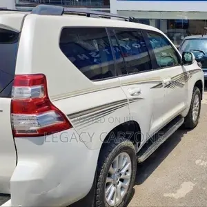 Toyota Land Cruiser 2014 White