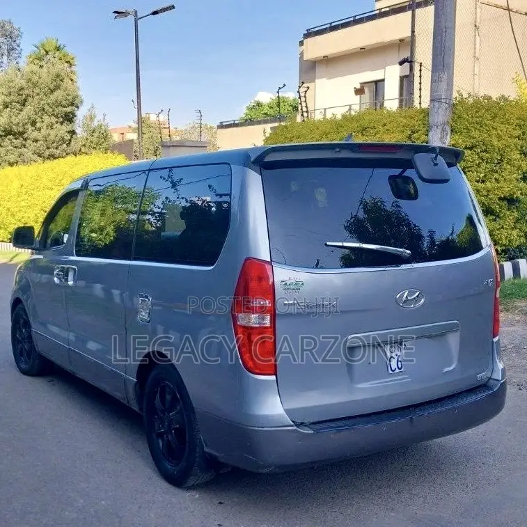 Hyundai Starex 2013 Silver