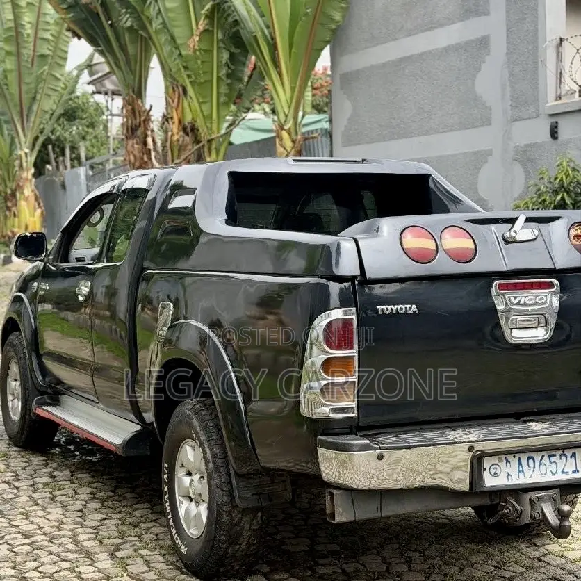 Toyota Hilux 2008 Black