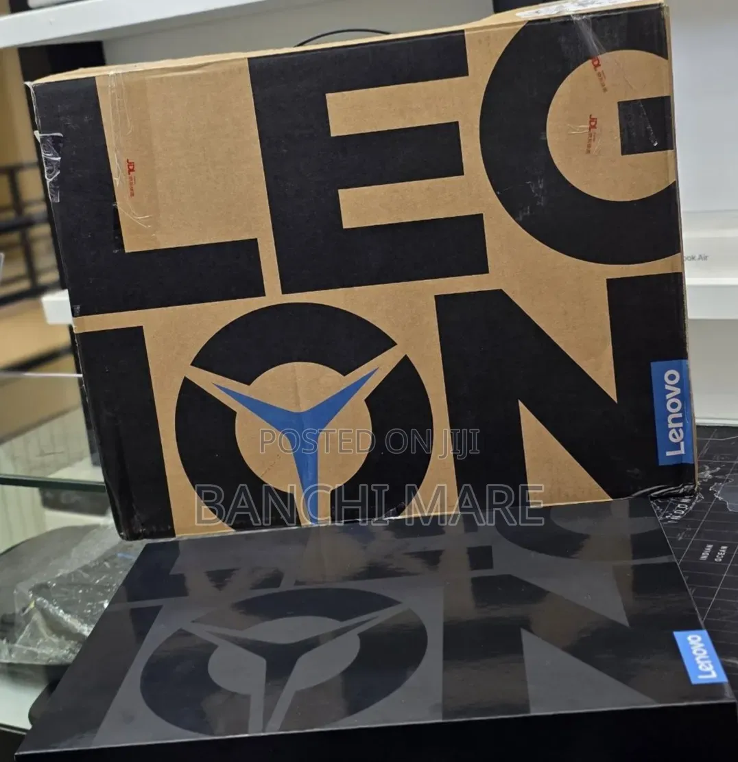 New Laptop Lenovo Legion 5 32GB AMD Ryzen 9 SSD 1T