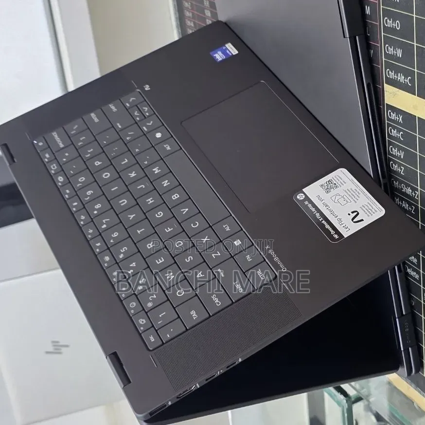 New Laptop HP OmniBook X Flip 16" 16GB Intel Core Ultra 7 SSD 1T