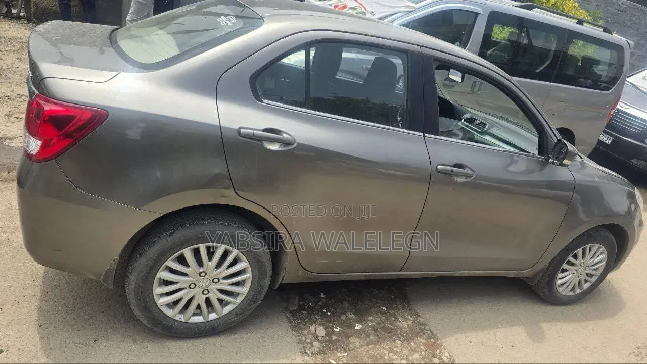 Suzuki Dzire 2021 Silver