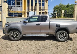 Toyota Hilux Revo Single Cab Deisel 2.8 RWD 2017