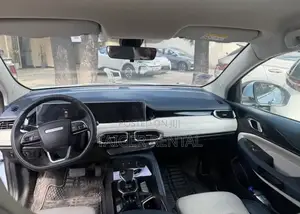 Jetour X50 Rent