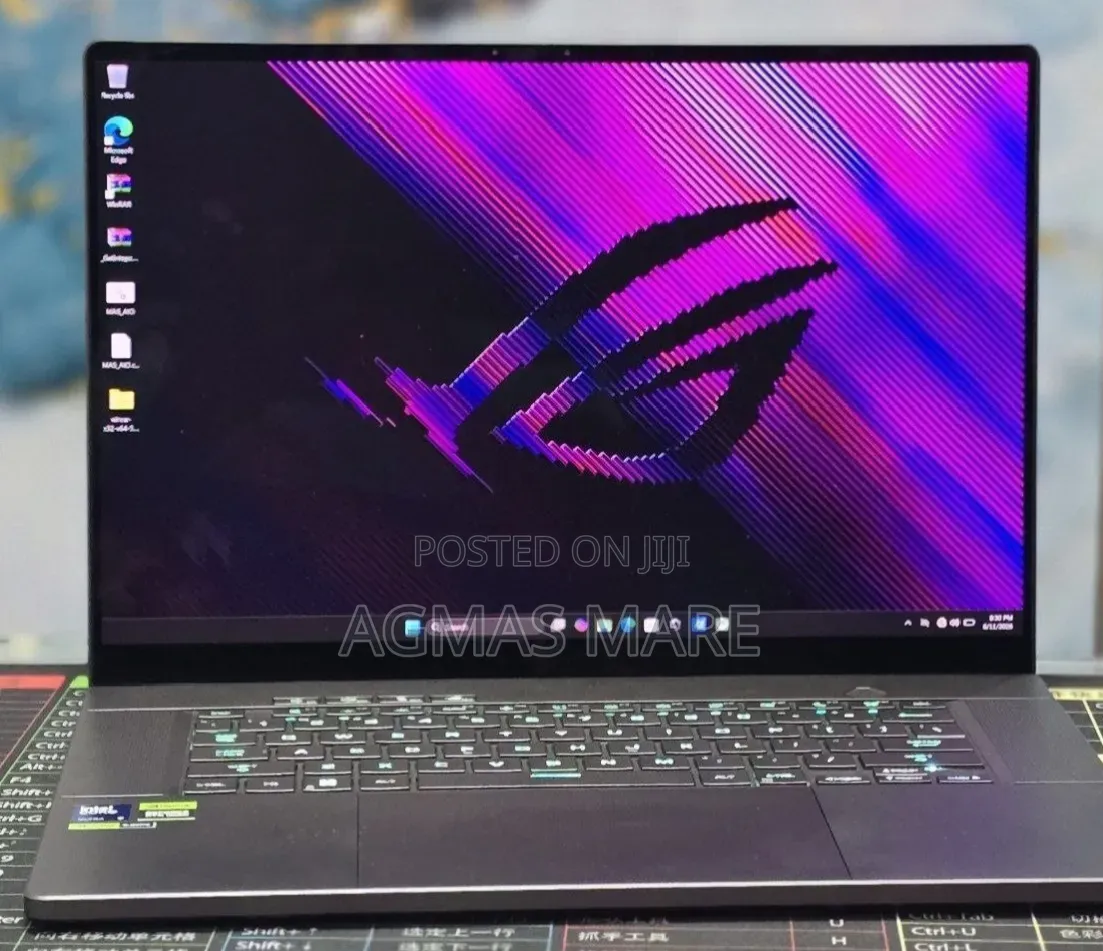 New Laptop Asus ROG Zephyrus G16 16GB Intel Core Ultra 9 SSD 1T
