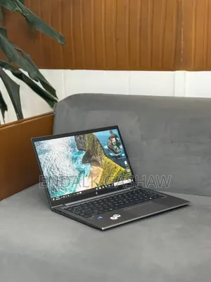 New Laptop HP ZBook Firefly G8 16GB Intel Core i5 SSD 512GB