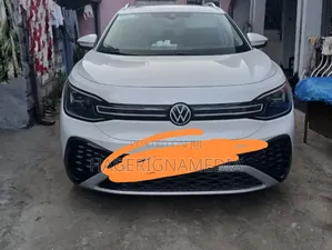 Volkswagen ID.6 2025 Ivory