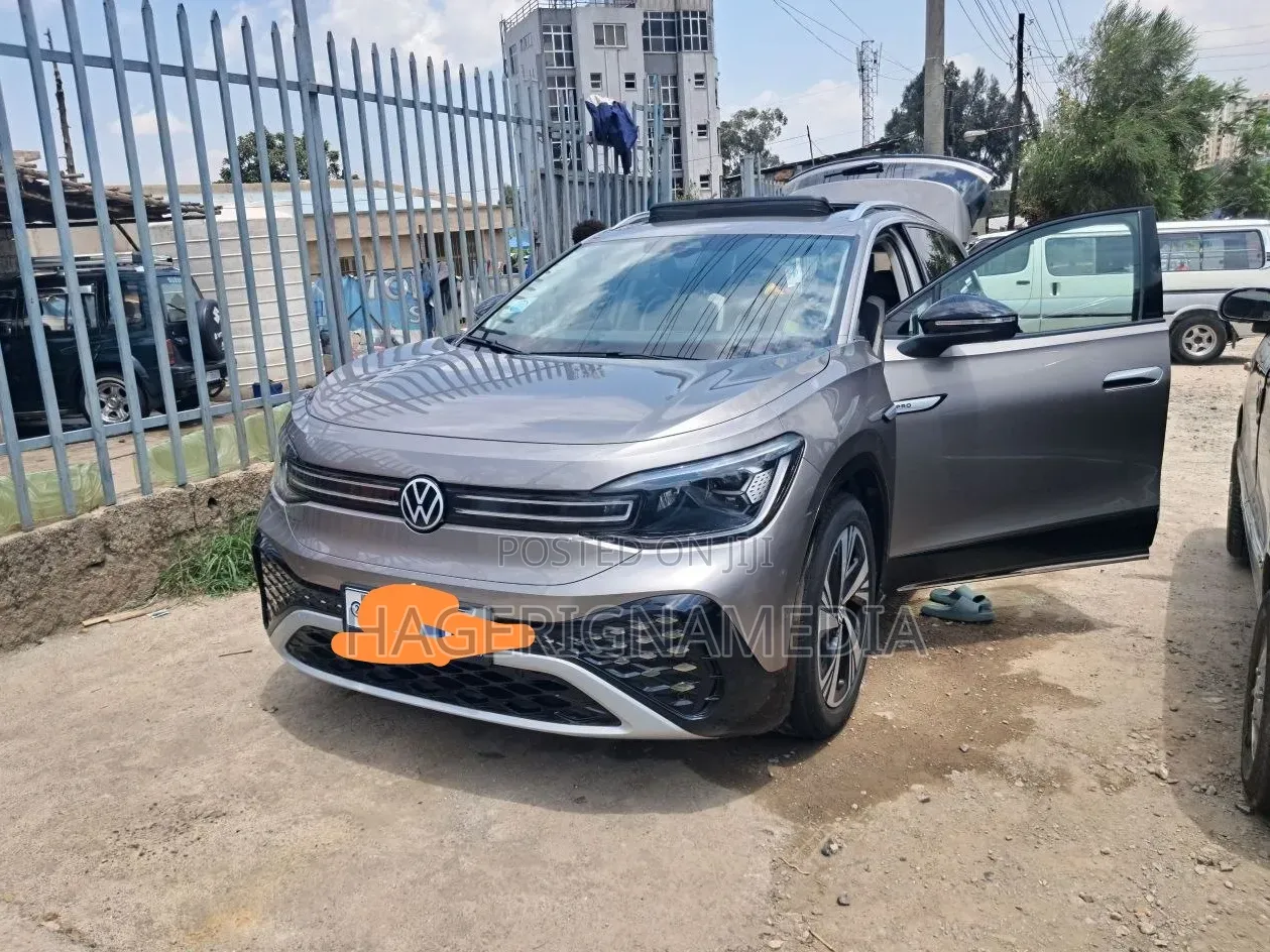 Volkswagen ID.6 2024 Ivory