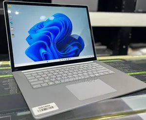 New Laptop Microsoft 16GB Intel Core Ultra 7 SSD 512GB