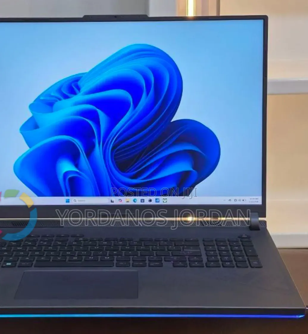 New Laptop Asus ROG Strix G18 40GB Intel Core i9 SSD 1T