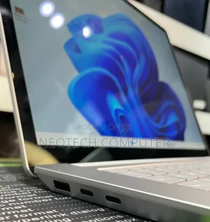 New Laptop Microsoft 16GB Intel Core Ultra 7 SSD 512GB