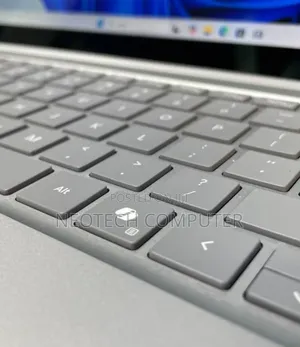 New Laptop Microsoft 16GB Intel Core Ultra 7 SSD 512GB