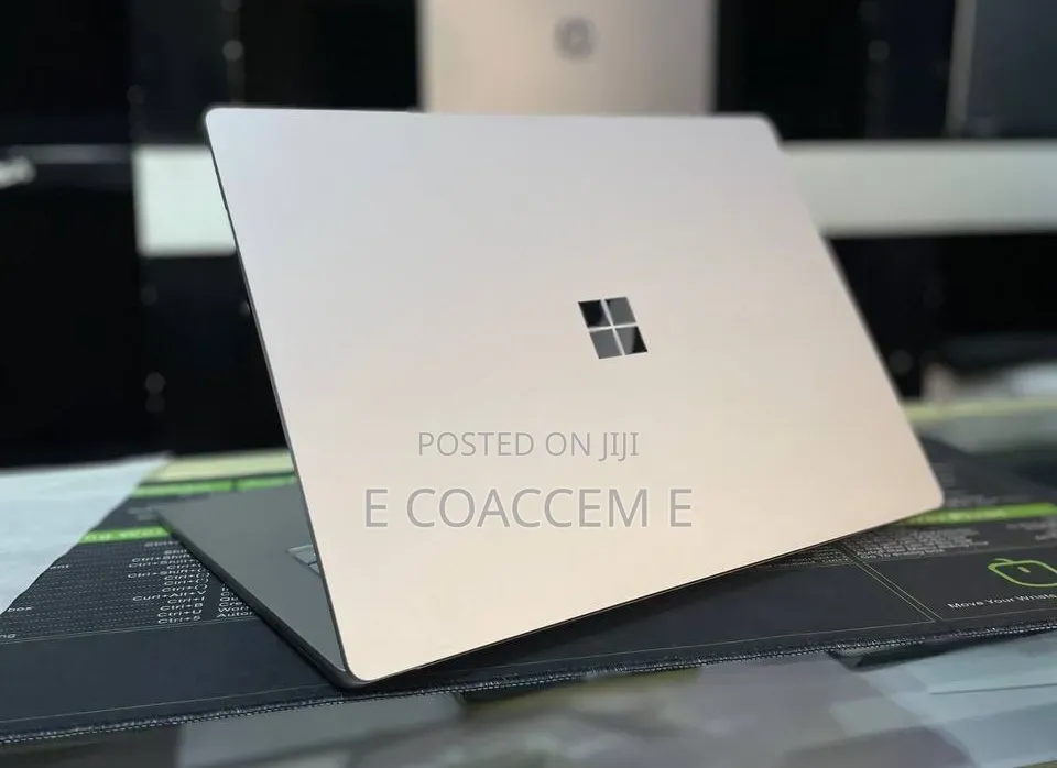 New Laptop Microsoft 16GB Intel Core Ultra 7 SSD 512GB