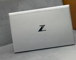 New Laptop HP ZBook Firefly G8 16GB Intel Core i5 SSD 512GB
