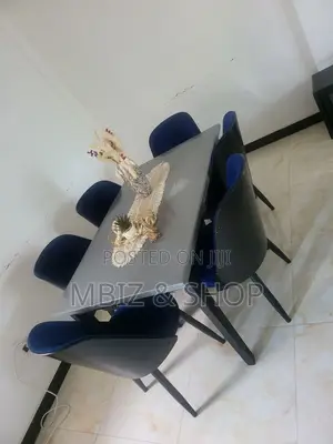 Quality Dining Table Chair